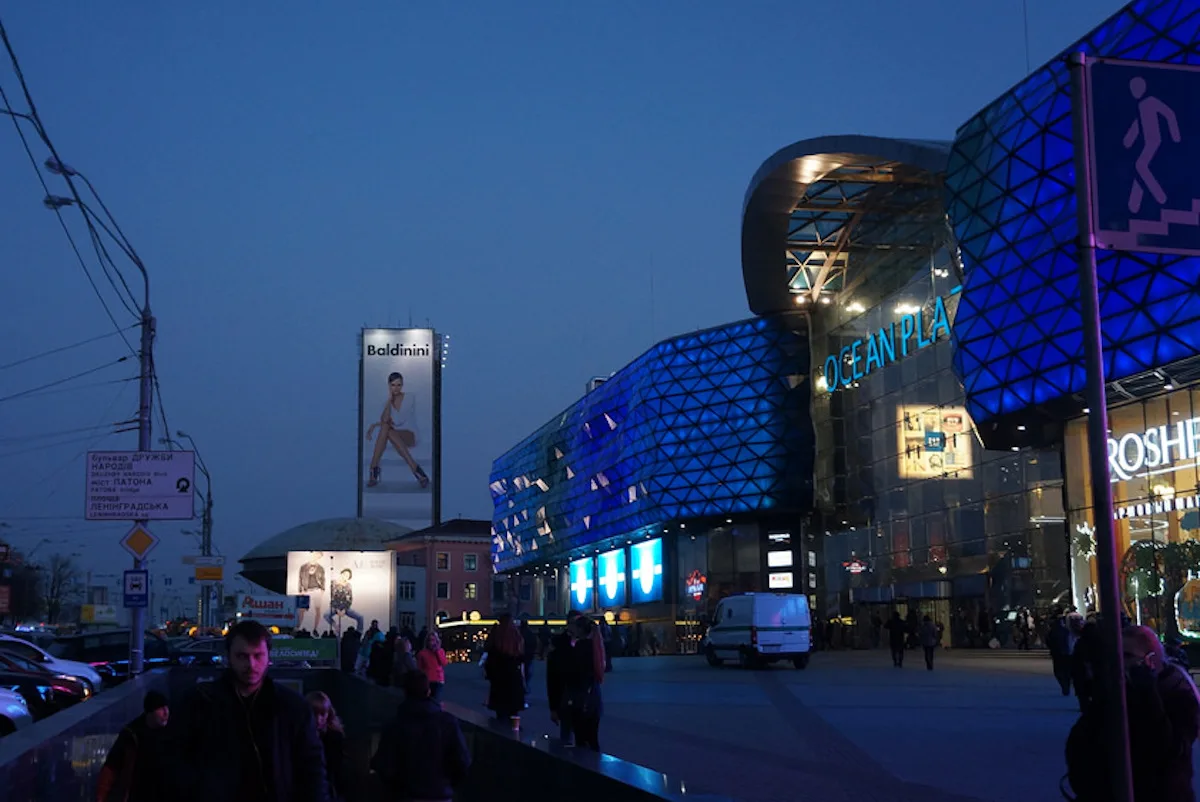 Помити фасад Ocean Plaza: вартість, обсяг та деталі проєкту