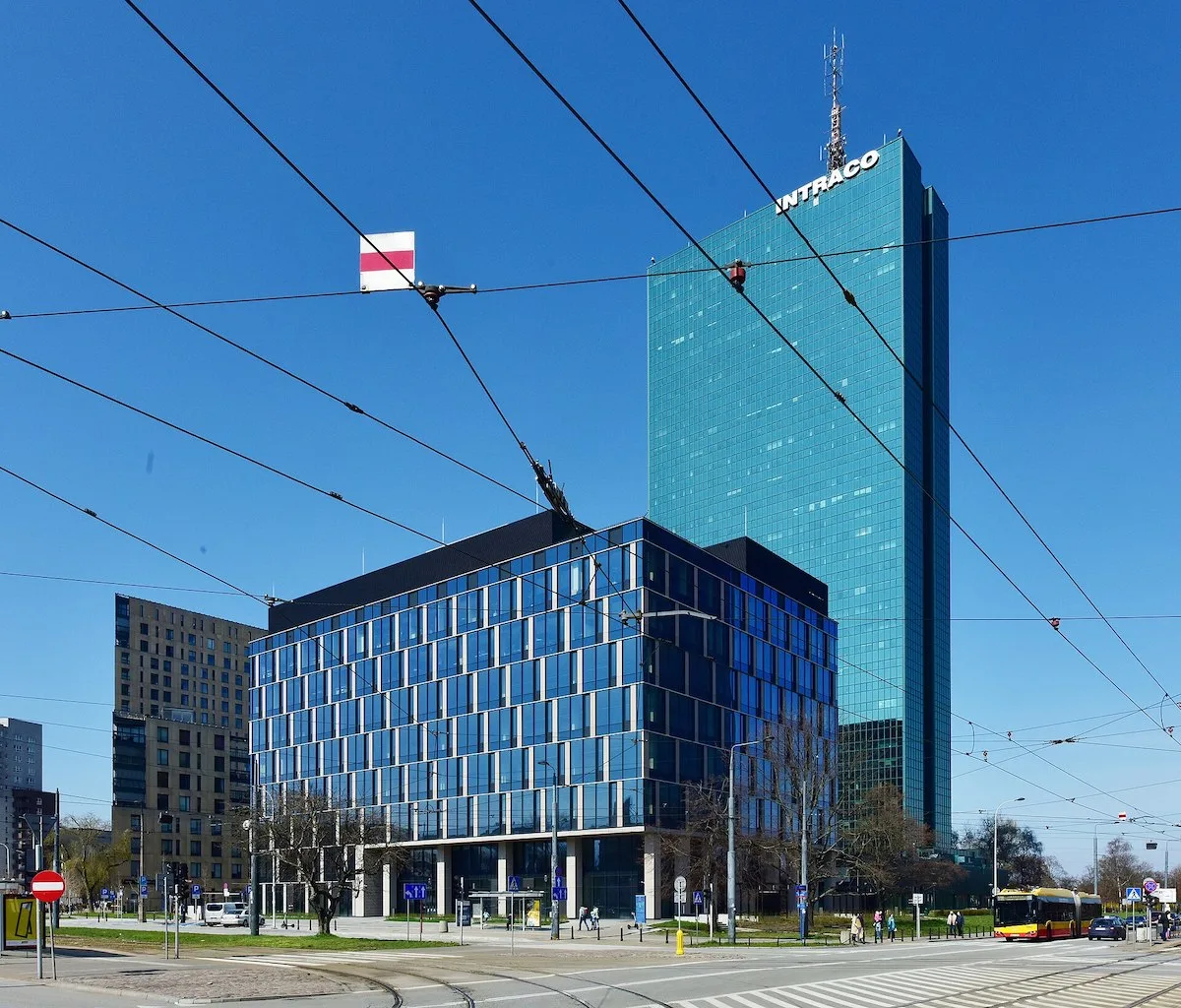 Intraco у Варшаві: як архітектурна спадщина перетворюється на полем боротьби